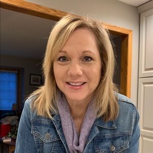 Meet your Posher, Linda